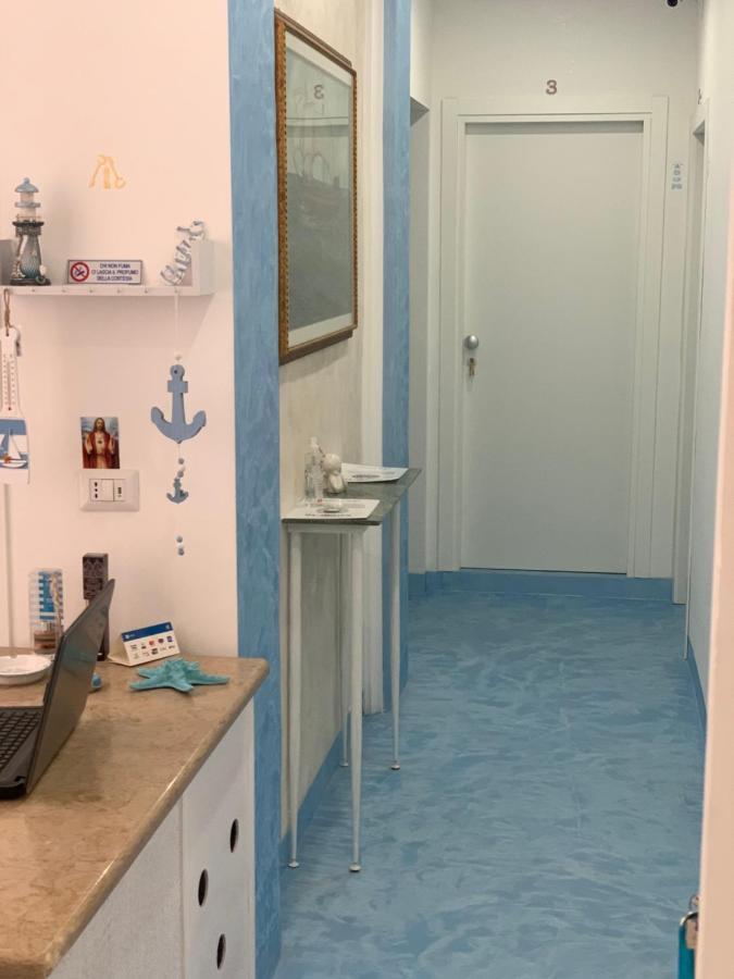Bed and Breakfast La Piazza Beb Тропея Экстерьер фото