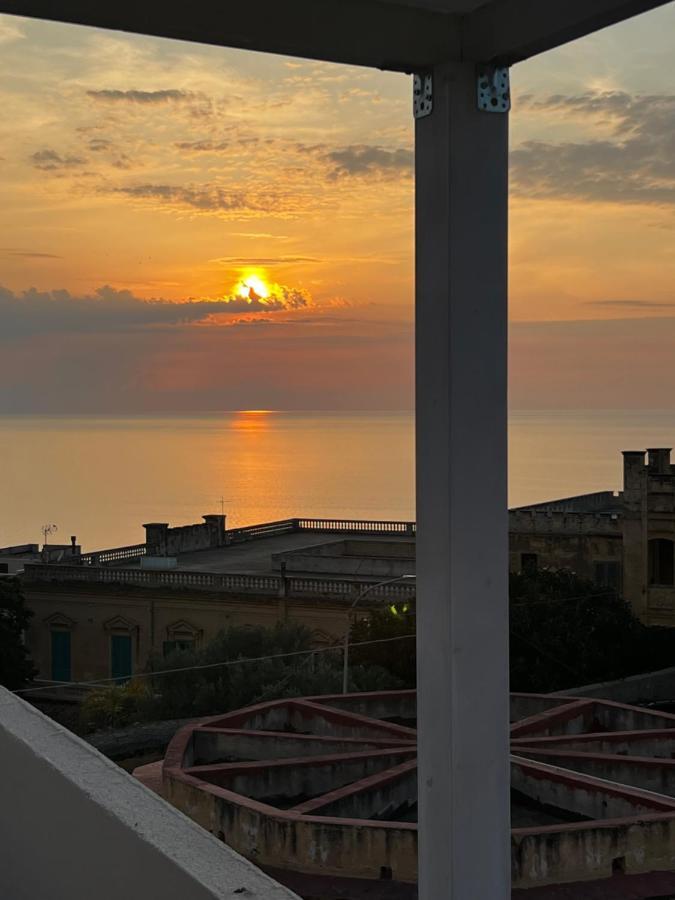 Bed and Breakfast La Piazza Beb Тропея Экстерьер фото