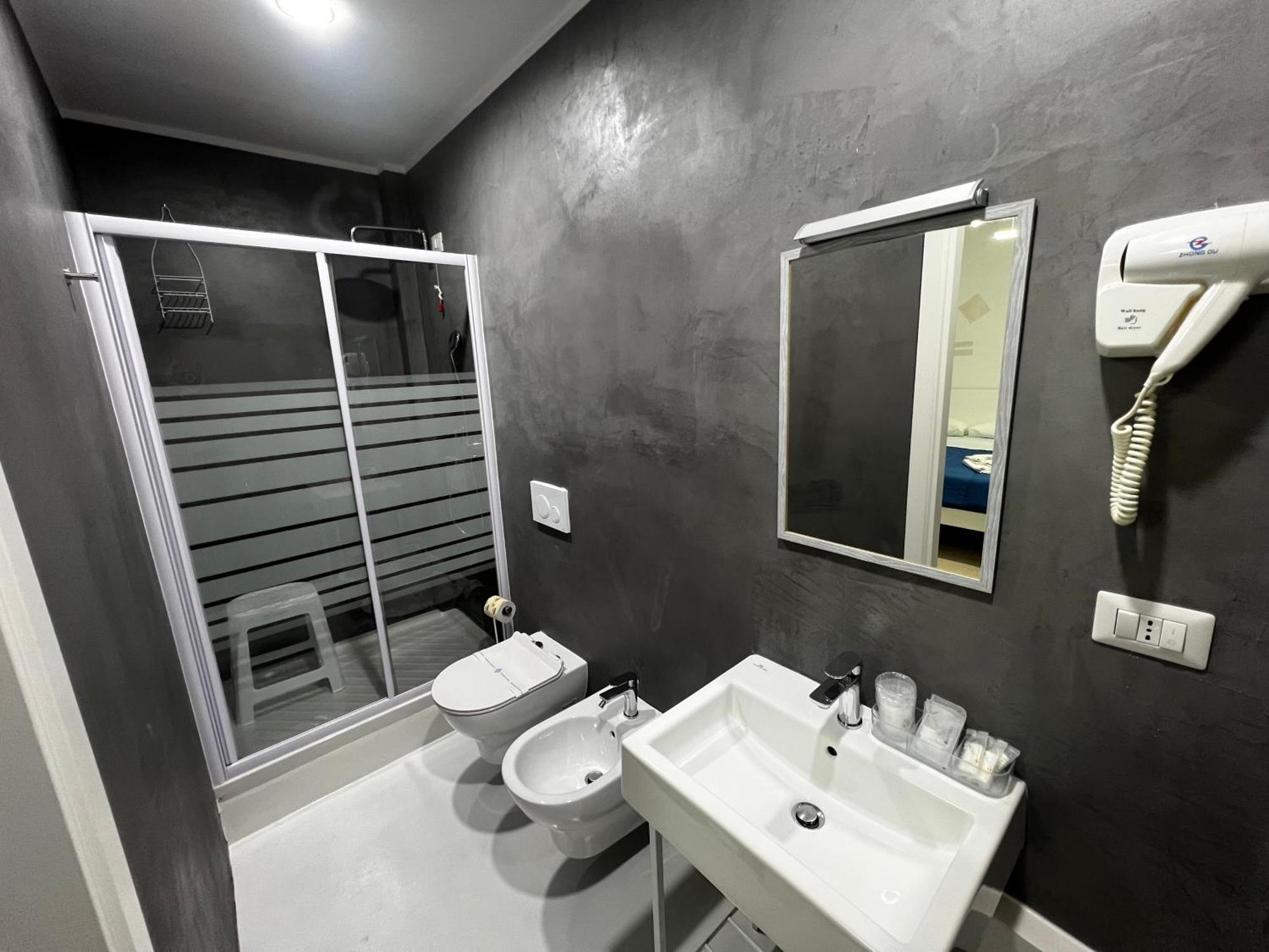 Bed and Breakfast La Piazza Beb Тропея Экстерьер фото